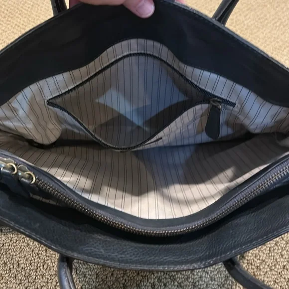 NEW Frye Michelle Work Tote Bag Blue Black Leather - Picture 9 of 16